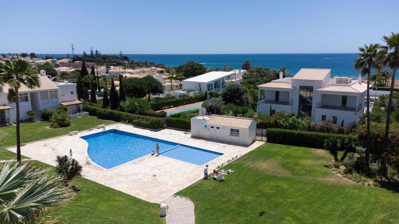 Beach Villa With Ocean View And Rooftop Cinema Guia (Faro) Exterior foto